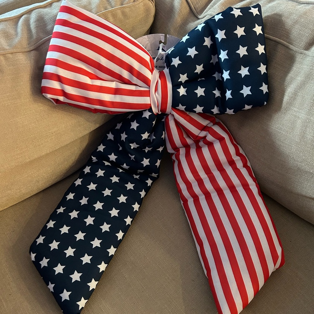 “New” Tommy Bahama Patriotic Star & Stripe Bow - Red, White, Blue